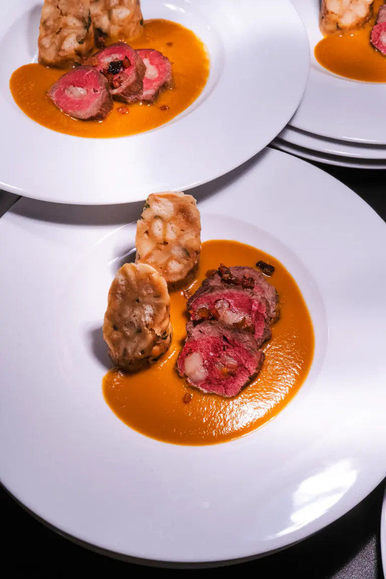 Two refined main courses ready for service